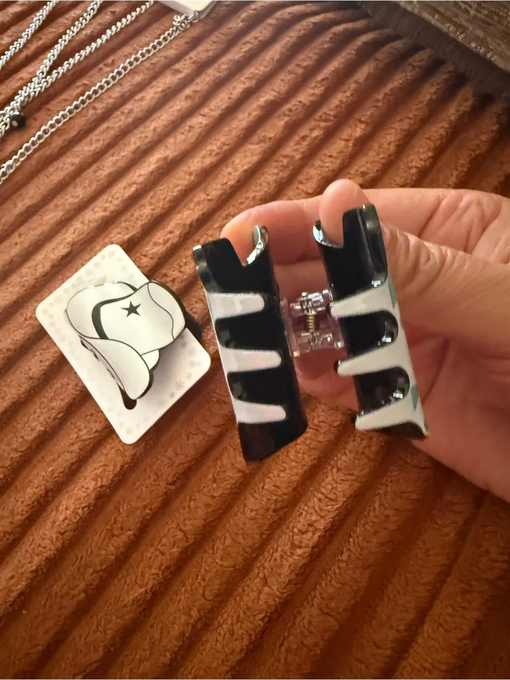 N/A cute accessory